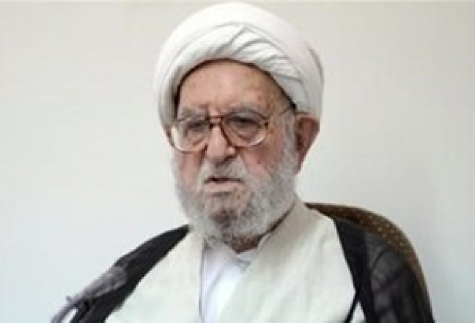 آیت الله امینی: حمایت همه جانبه از مسلمانان میانمار واجب است