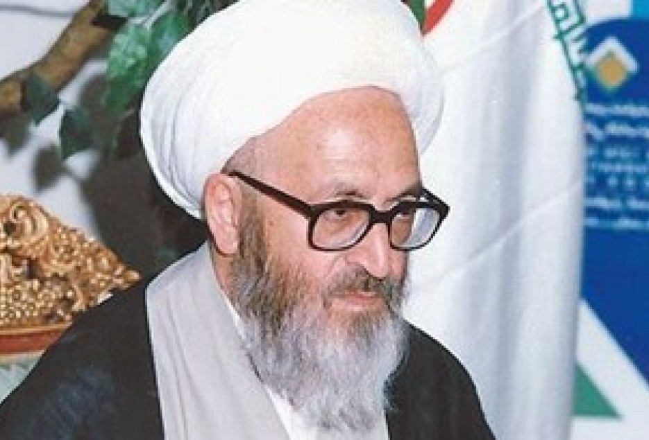 آیت الله سبحانی خواستار اهتمام هرچه بیشتر دانشگاه‌ها به تربیت و تزکیه اسلامی شد