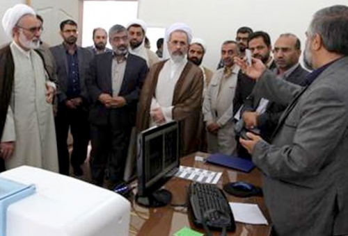 کارت شناسایی هوشمند طلاب غیرایرانی رونمایی شد