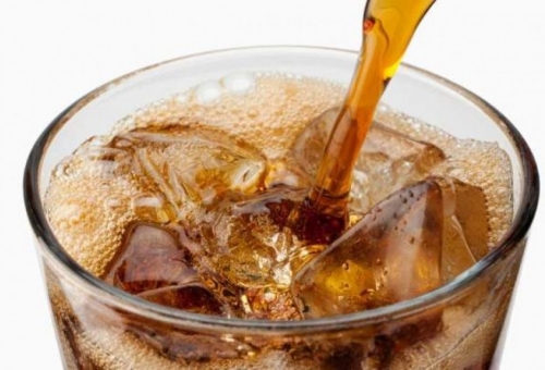 افزایش ریسک ابتلا به دیابت و بیماری قلبی با مصرف نوشابه گازدار