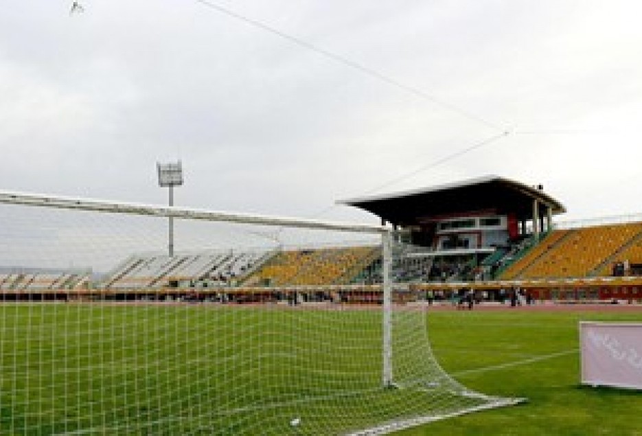 4 تيم به نيمه نهايي ليگ فوتبال پيشكسوتان قم صعود كردند