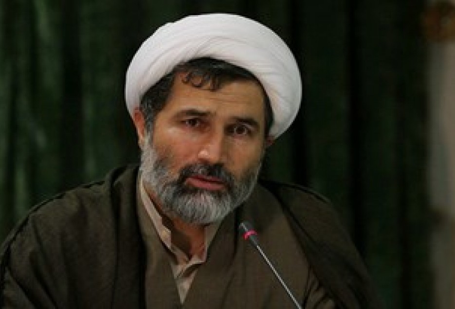 مسؤولان استانی به موزه حرم مطهر نگاه ویژه داشته باشند