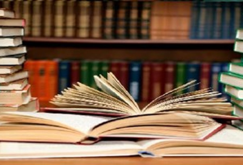 لزوم حمایت دستگاه‌ها برای تبدیل کتابخانه‌های قم به قطب‌های فرهنگی