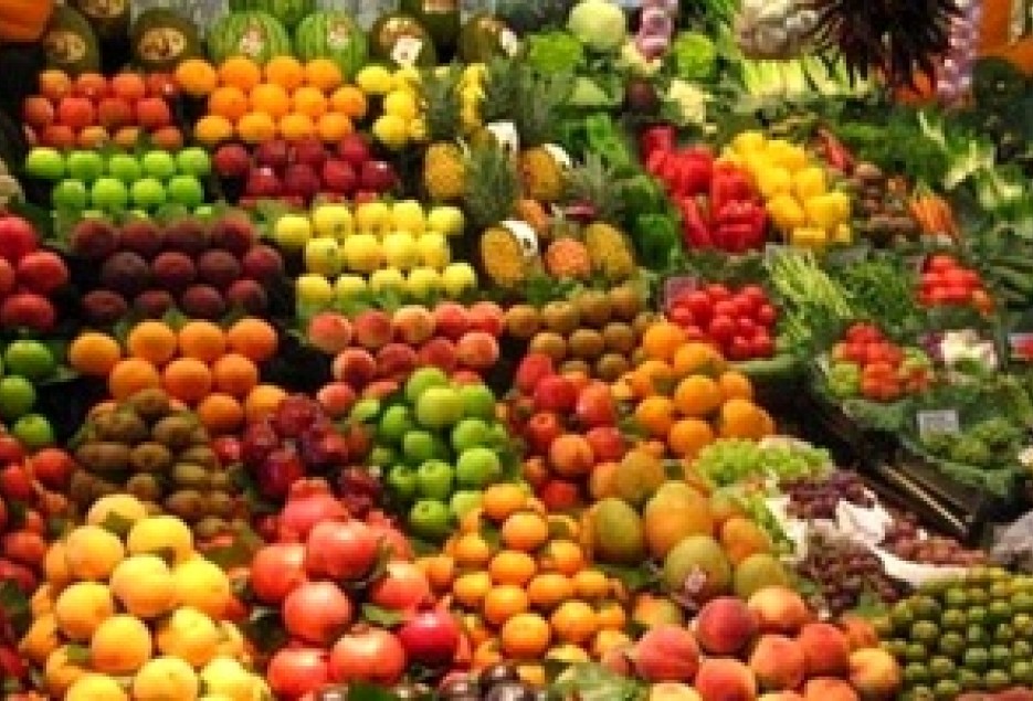 میوه شب عید در 26 نقطه از شهر قم عرضه می شود