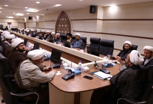 دوازدهمین همایش معاونین امور طلاب و دانش آموختگان آغاز شد
