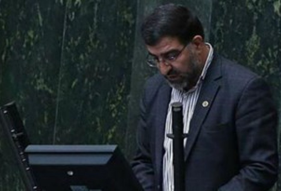 امیرآبادی: آرای نمایندگان درباره طرح «اعاده اموال نامشروع مسؤولان» علنی شود