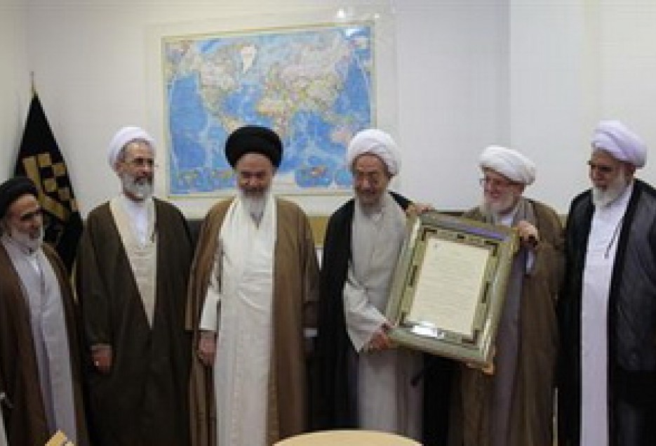 از خدمات تقریبی آیت‌الله تسخیری تجلیل شد