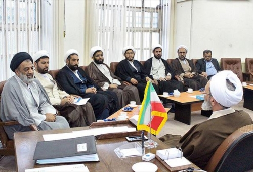 برگزاری سالانه بیش از هزار دوره آموزشی نماز برای طلاب و روحانیون