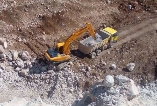 25 نوع ماده معدنی در قم وجود دارد