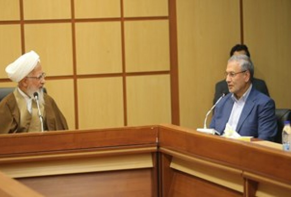 دانشگاه‌ها باید کارگر متخصص به جامعه تحویل دهد/ تاکید بر تغییر فرهنگ مردم به استفاده از کالاهای داخلی