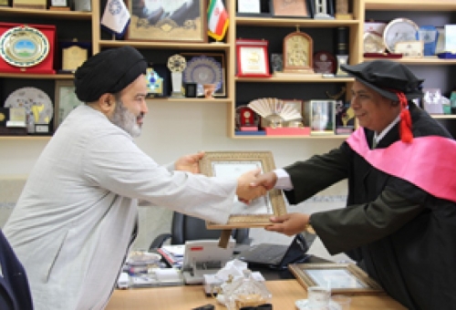 حضور یکی از رهبران مسلمانان میانمار در دانشگاه ادیان