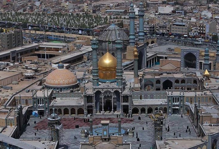 قم سالانه میزبان 25 میلیون زائر و گردشگر است