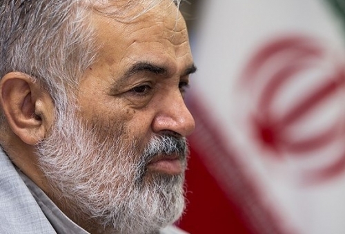هشدار رهبری درباره خطر نفوذی ها در سوء استفاده از مطالبات مردمی را جدی بگیریم