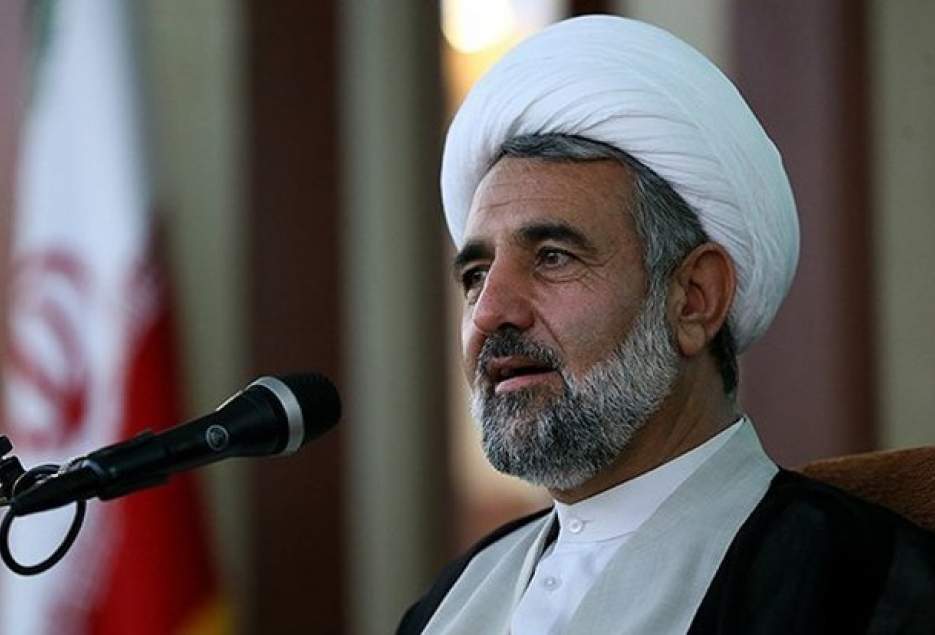 مجلس در بعد نظارتی وظیفه خود را انجام نداده است