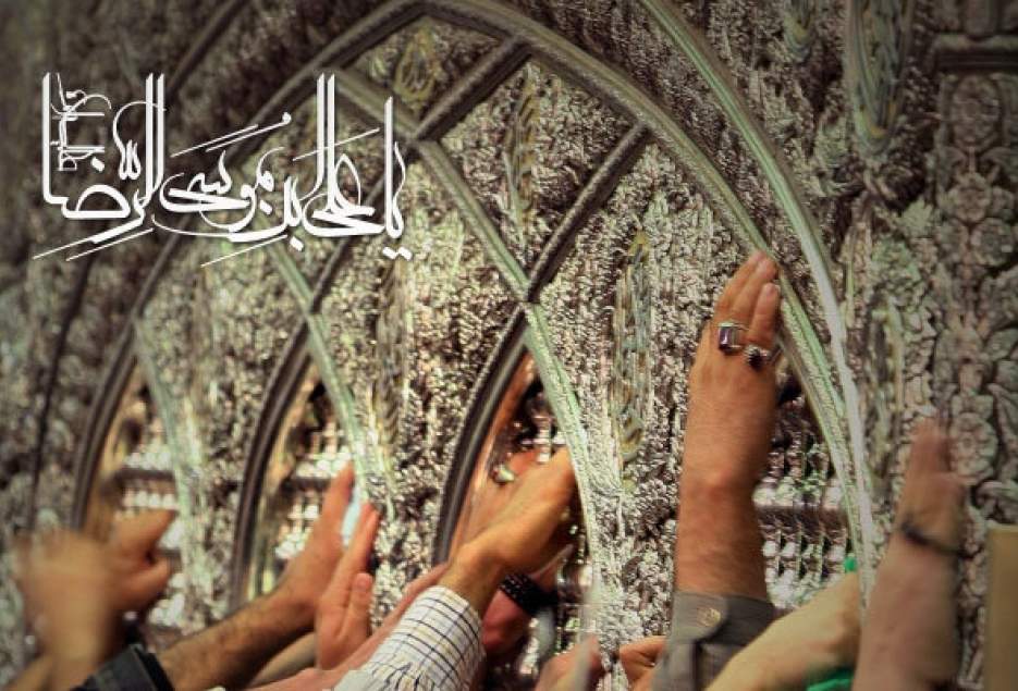 ۳۰۰ اثر درباره سیره امام رضا(ع) تبیین شده است