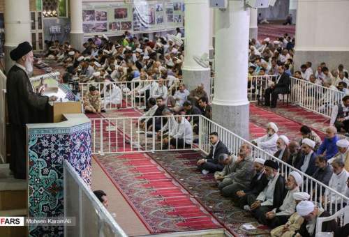 رونمایی از تمبر «نماز جمعه، سنگر چهل ساله انقلاب اسلامی»