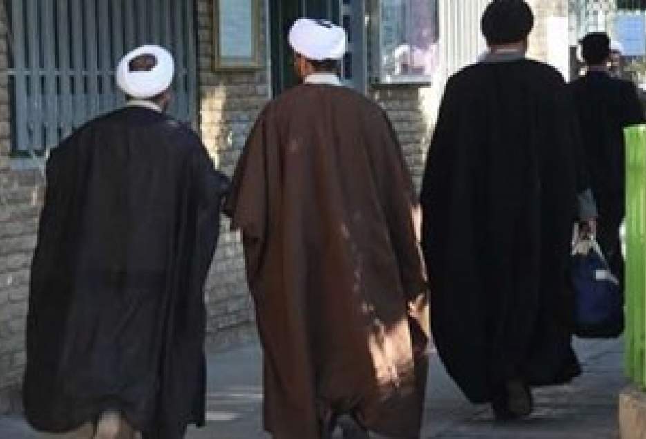 شناسایی بیش از 500 نفر مبلغ متخصص/تشکیل میزهای تخصصی در دفتر تبلیغات