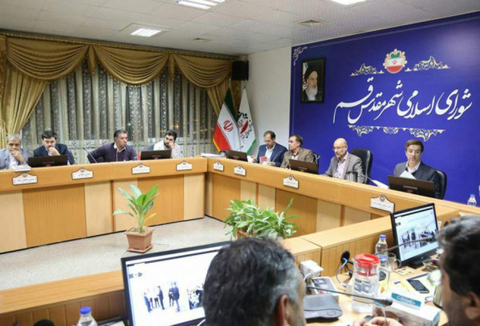 انتقاد از نامشخص بودن وضعیت بدهی‌های شهرداری قم