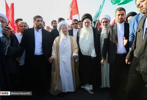 پیاده‌روی بزرگ عید سعید غدیر با حضور آیت‌الله مکارم شیرازی