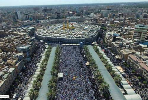 تلاش دشمن برای انحراف اذهان از جنگ حق و باطل