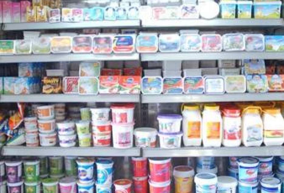 پرچرب بودن قیمت لبنیات؛ تهدیدی برای سلامتی شهروندان / افزایش ۱۰۰ درصدی قیمت ها و کوتاهی دستگاه های نظارتی