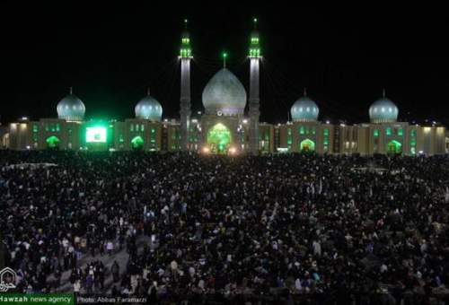 گردهمایی بزرگ طلاب و روحانیون در مسجد جمکران برگزار می شود
