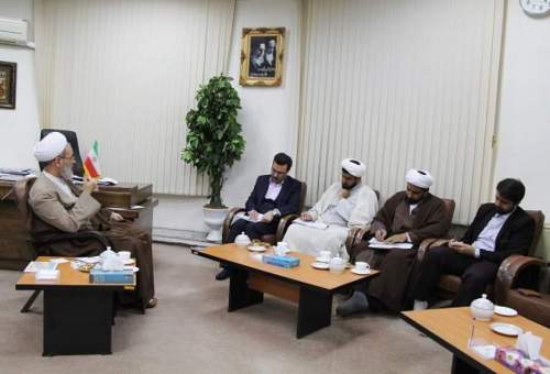 طرح مددکاری اسلامی کمیته امداد وارد دروس حوزوی شود