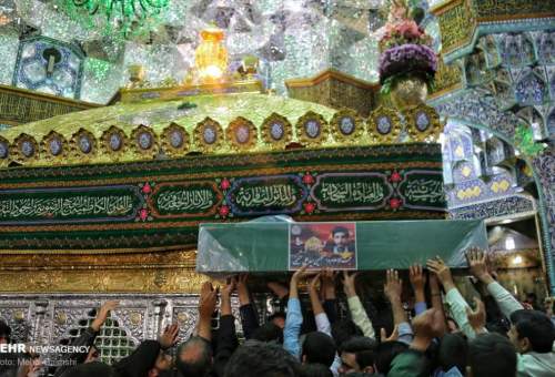 گزارش تصویری: تشییع پیکر سه شهید مدافع حرم در قم