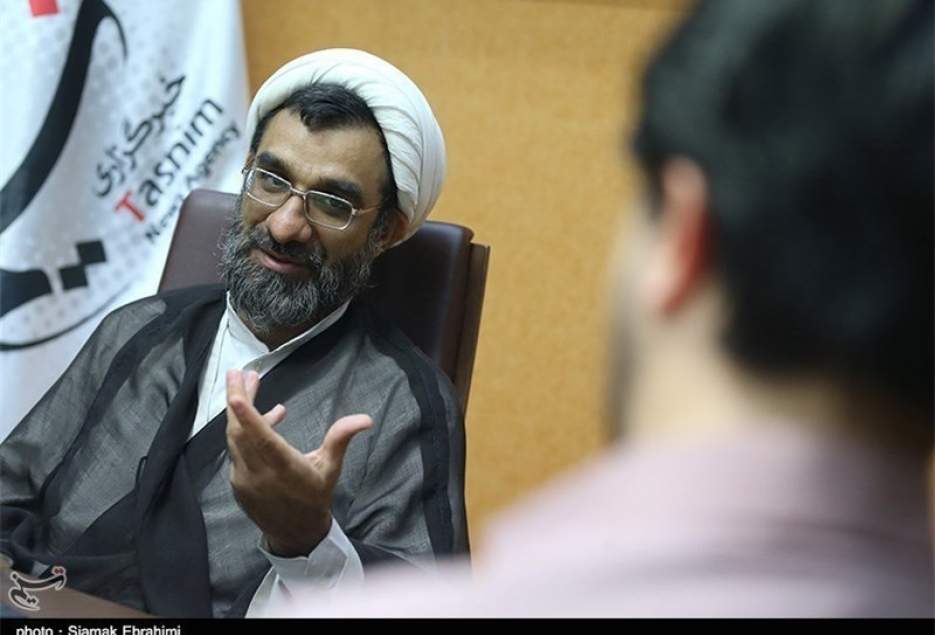 حوزه علمیه در راستای عقلانی‌سازی علوم انسانی گام بردارد