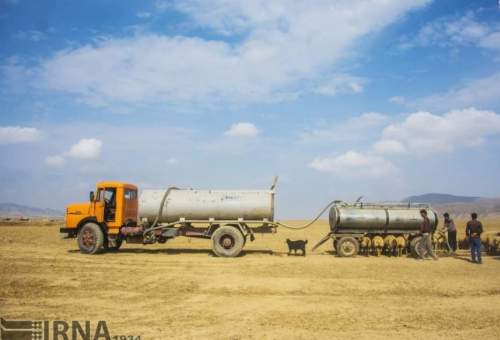 آب رسانی به عشایر قم روزانه دنبال می شود