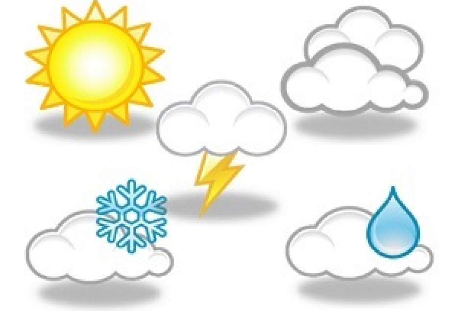آسمان قم نیمه ابری است