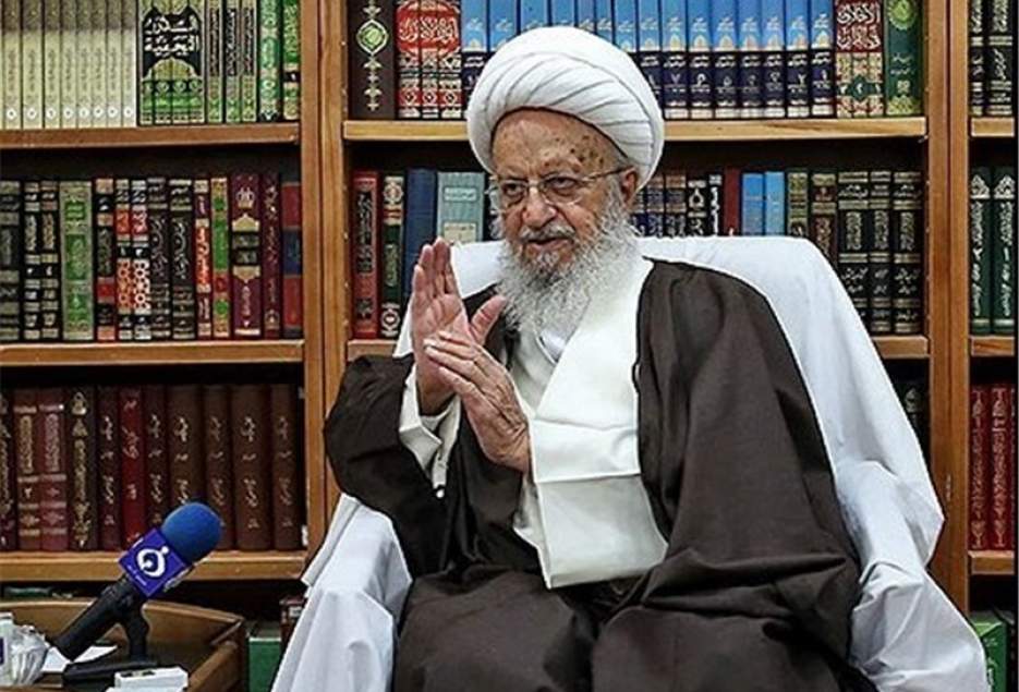 آیت‌الله مکارم‌شیرازی: آقای رئیسی ‌‌پیچ‌وخم‌های دستگاه قضا را می‌داند