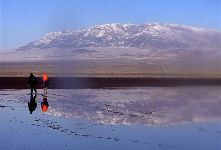 مشکل سرمایه‌گذاری معدنی و گردشگری حوزه دریاچه نمک قم از بین می‌رود