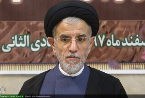 درصد بالایی از معتکفین قم، جوان هستند/ ۵هزار نفر در لندن و هامبورگ معتکف می شوند
