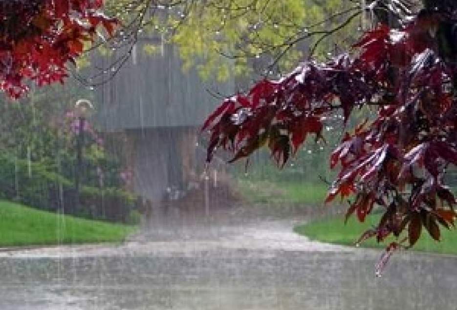 آسمان قم بارانی است