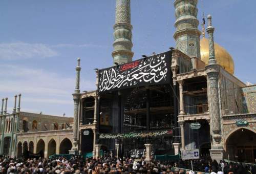 قم در سالروز شهادت امام موسی کاظم(ع) به سوگ نشست