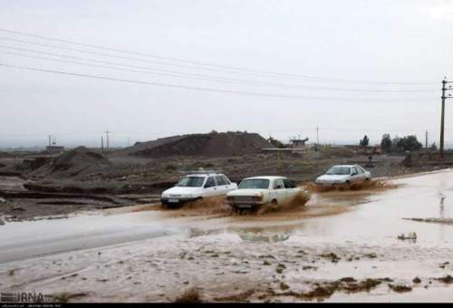 وضعیت روستاهای در مسیر سیلاب قم در کنترل است