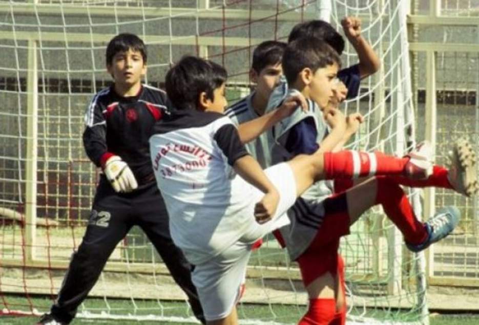 عرفان‌گستر قم صعود كرد / پيام با تفاضل گل حذف شد