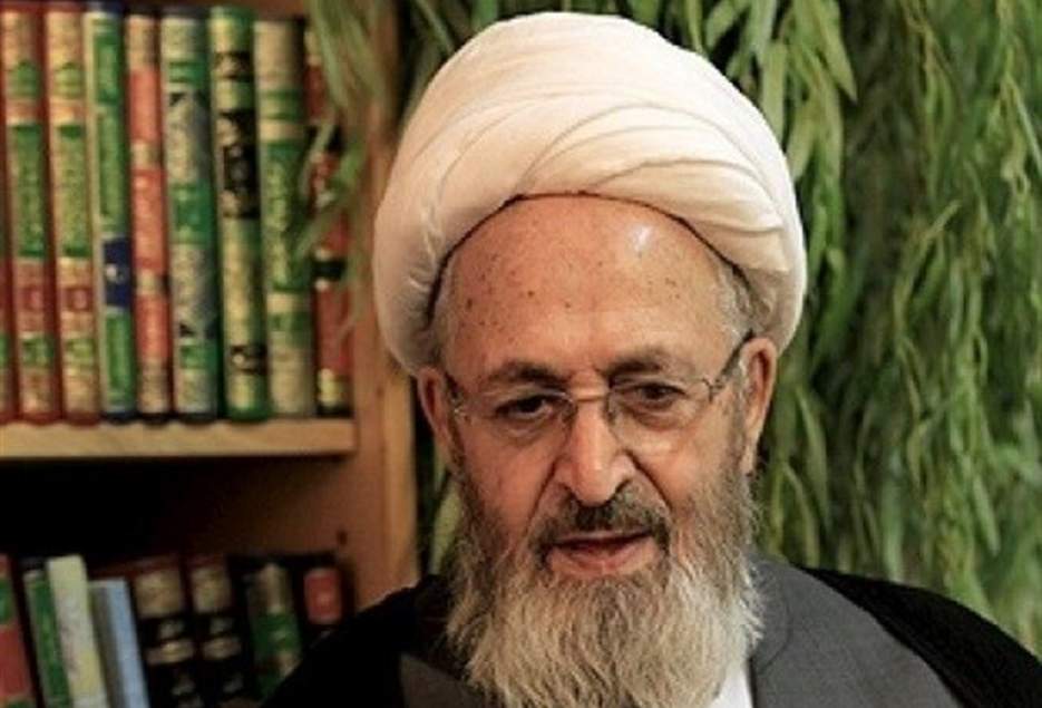 آیت‌الله سبحانی: برخورد هوشمندانه یکی از شیوه‌های مقابله با منافقین است