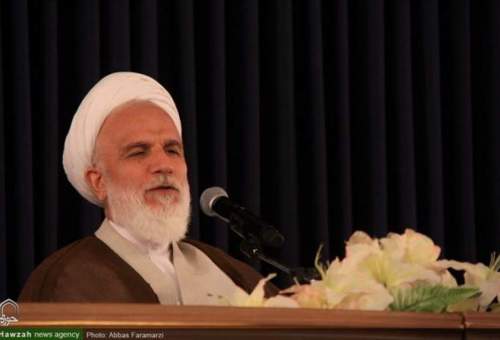 راه آیت الله هاشمی شاهرودی در عرصه فقه ادامه یابد/تطبیق موضوع با عناوین کلی در فقه، بسیار مهم است