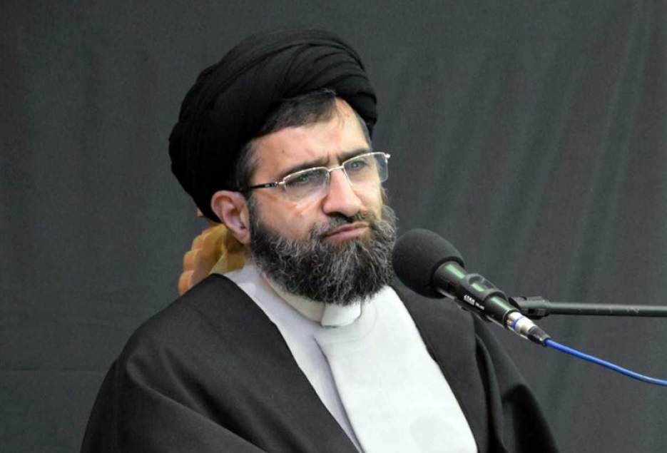  هر کسی وظیفه دارد در حد توان خود به نیازمندان کمک کند