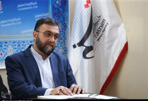 رسانه‌ها مطالبه‌گر کم‌کاری روابط عمومی‌ها باشند