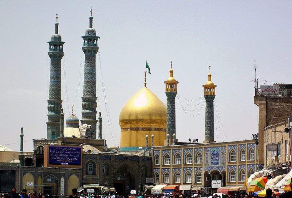مدیرکل میراث فرهنگی قم: آتش به مجموعه تاریخی حرم حضرت معصومه آسیبی نزده است