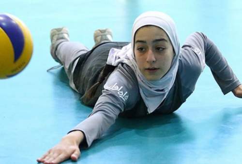 دختران واليباليست قم مدعی قهرمانی ايران هستند