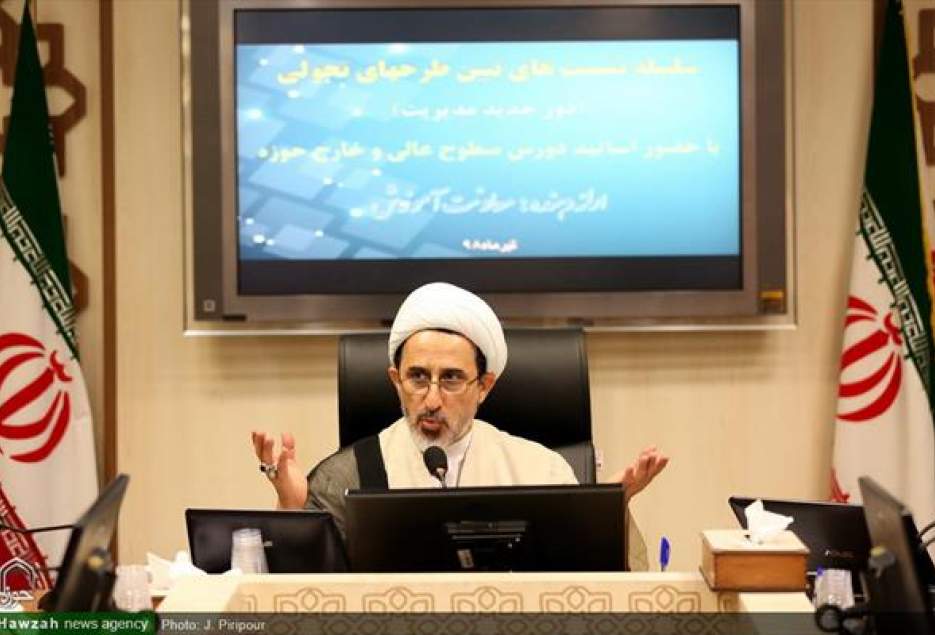سیر تربیت طلبه انقلابی در جان مباحث آموزشی نهفته است