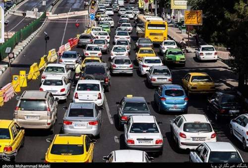 قم در محاصره ماشین‌های شخصی؛ وقتی اولویت‌ها از عابر به خودرو تغییر می‌کند