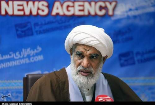 آیت‌الله کعبی: دولت بدون توجه به فتوای مراجع زمینه ورود بانوان به ورزشگاه را فراهم کرد