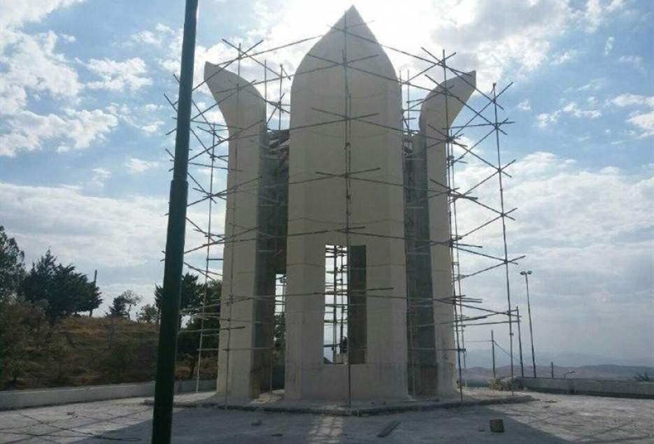۱۴ یادمان شهدای قم در حال احداث است