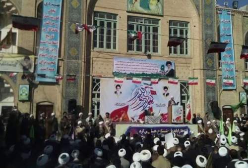 اجتماع بزرگ طلاب و مردم انقلابی قم همزمان با یوم الله 9 دی در مدرسه فیضیه
