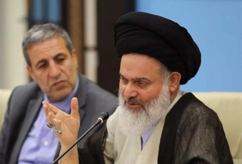 آیت الله حسینی بوشهری: ملت ایران در این چند روز قیامتی به پا کردند